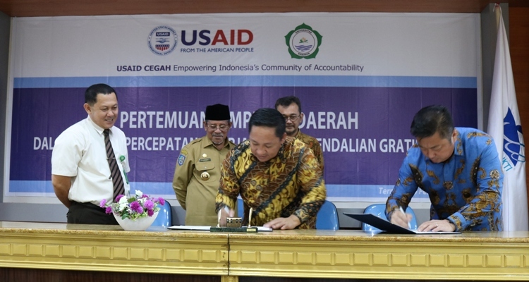 Penandatanganan Komitmen Dukungan Pencegahan Korupsi Wilayah Maluku Utara di Universitas Khairun