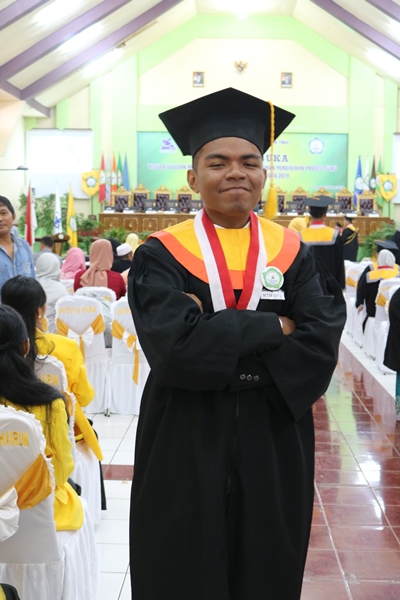 Muhammad Rizal, Wisudawan Termuda di Universitas Khairun