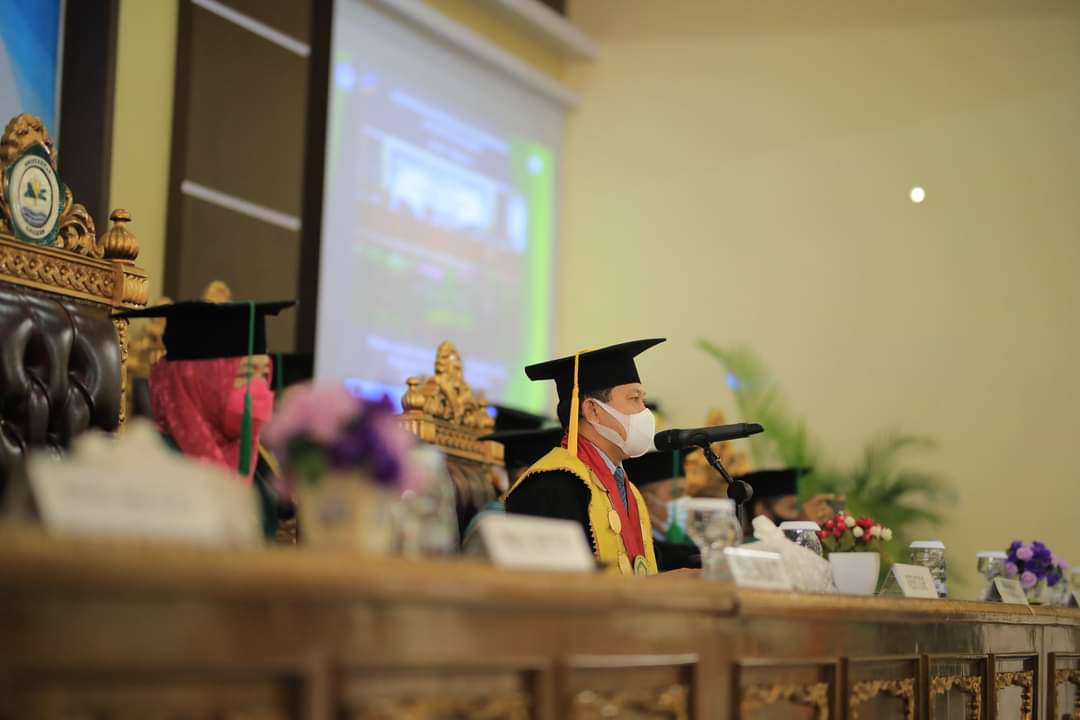 Wisuda Luring Unkhair Berlangsung Sesuai Protokol Kesehatan Pencegahan Covid-19
