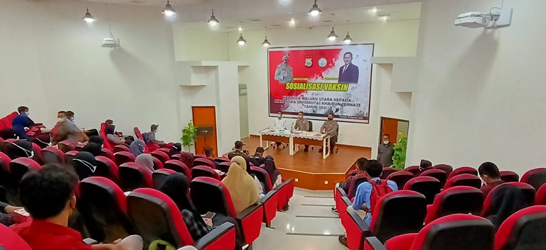 Polda Malut dan Unkhair Gelar Sosialisasi dan Vaksinasi Untuk Mahasiswa