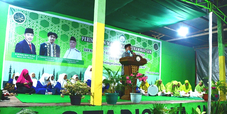 Unkhair Bersama Warga Kelurahan Gambesi Peringati Maulid Nabi