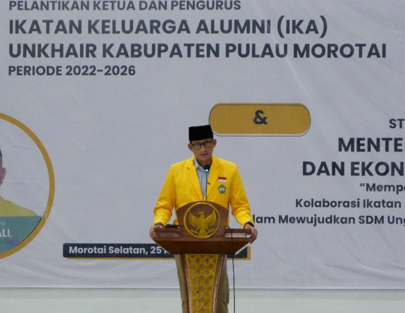Sandiaga Uno Hadir Dalam Pelantikan Pengurus IKA Unkhair di Morotai