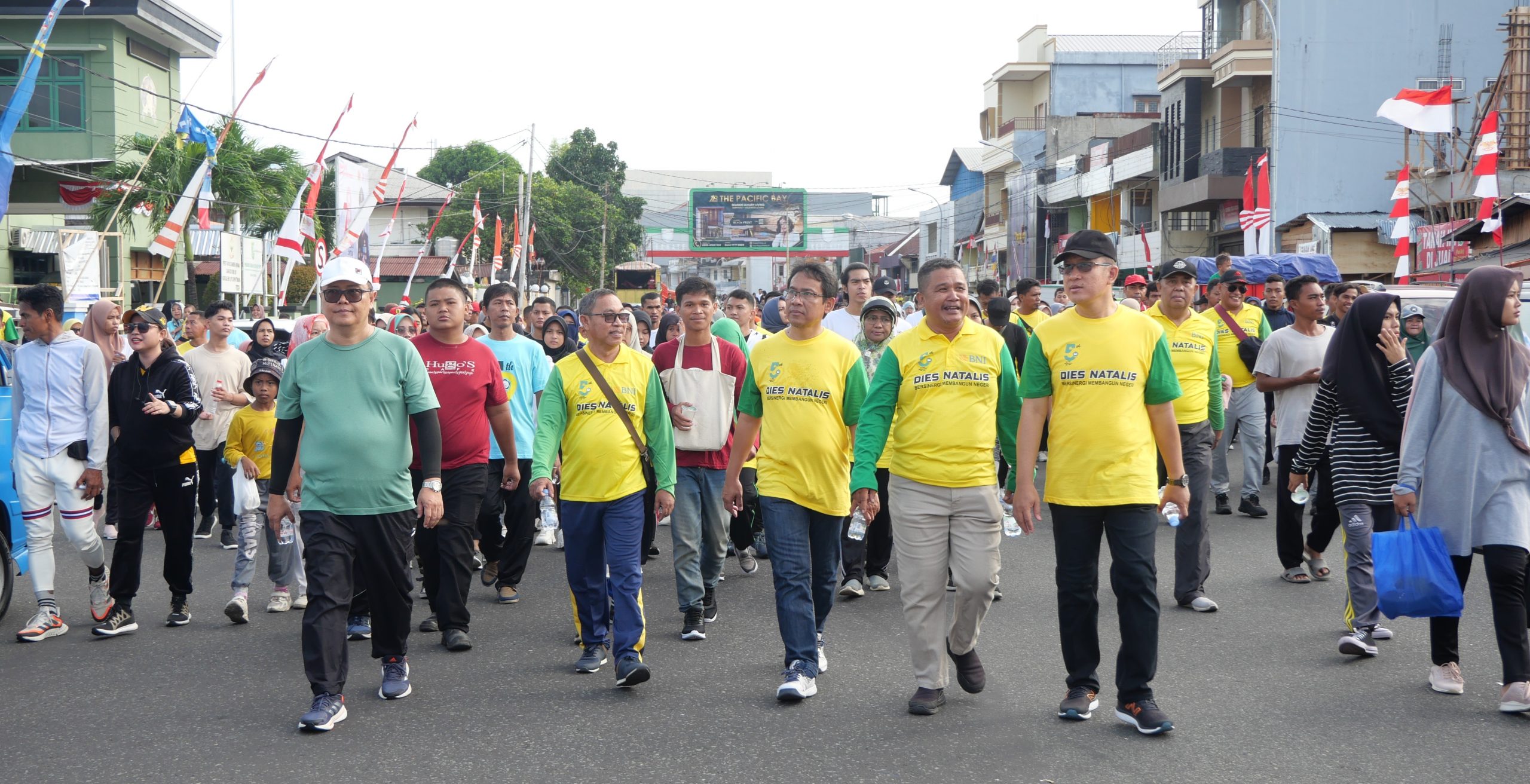 Sambut Dies Natalis Ke 59, Unkhair Gelar Jalan Sehat