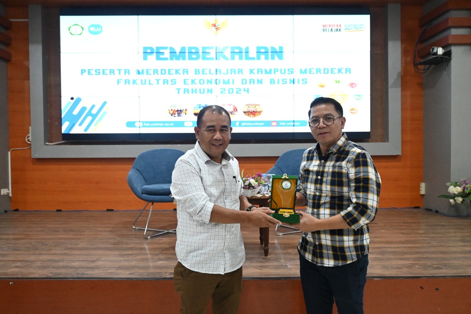 FEB Unkhair dan PT Harita Group Jalin Kerja Sama Program MBKM