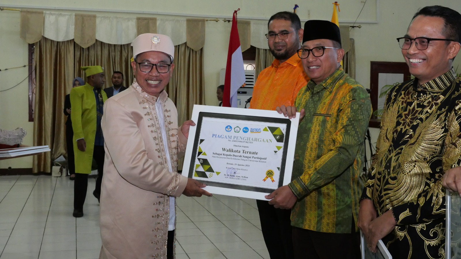 Puncak Dies Natalis Ke-60, Rektor Unkhair Beri Penghargaan Kepada Semua Pihak, dari Gubernur Hingga Swasta