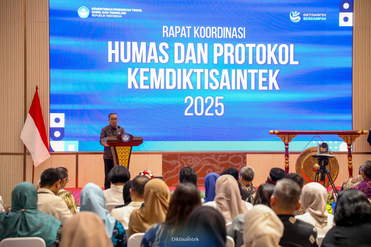 Dukung Sinergi Antar Lembaga, Unkhair Berpartisipasi dalam Rakor Humas dan Protokoler Kemdiktisaintek RI