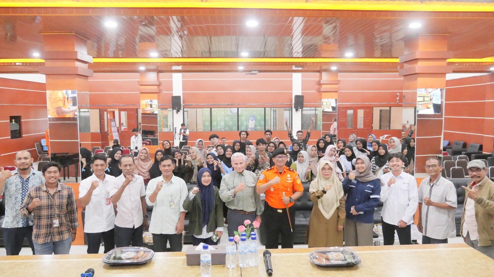 Unkhair dan BNPB Gelar Talkshow Kebencanaan, Hadirkan Ilmuwan Geologi Dunia Prof. Ron Harris