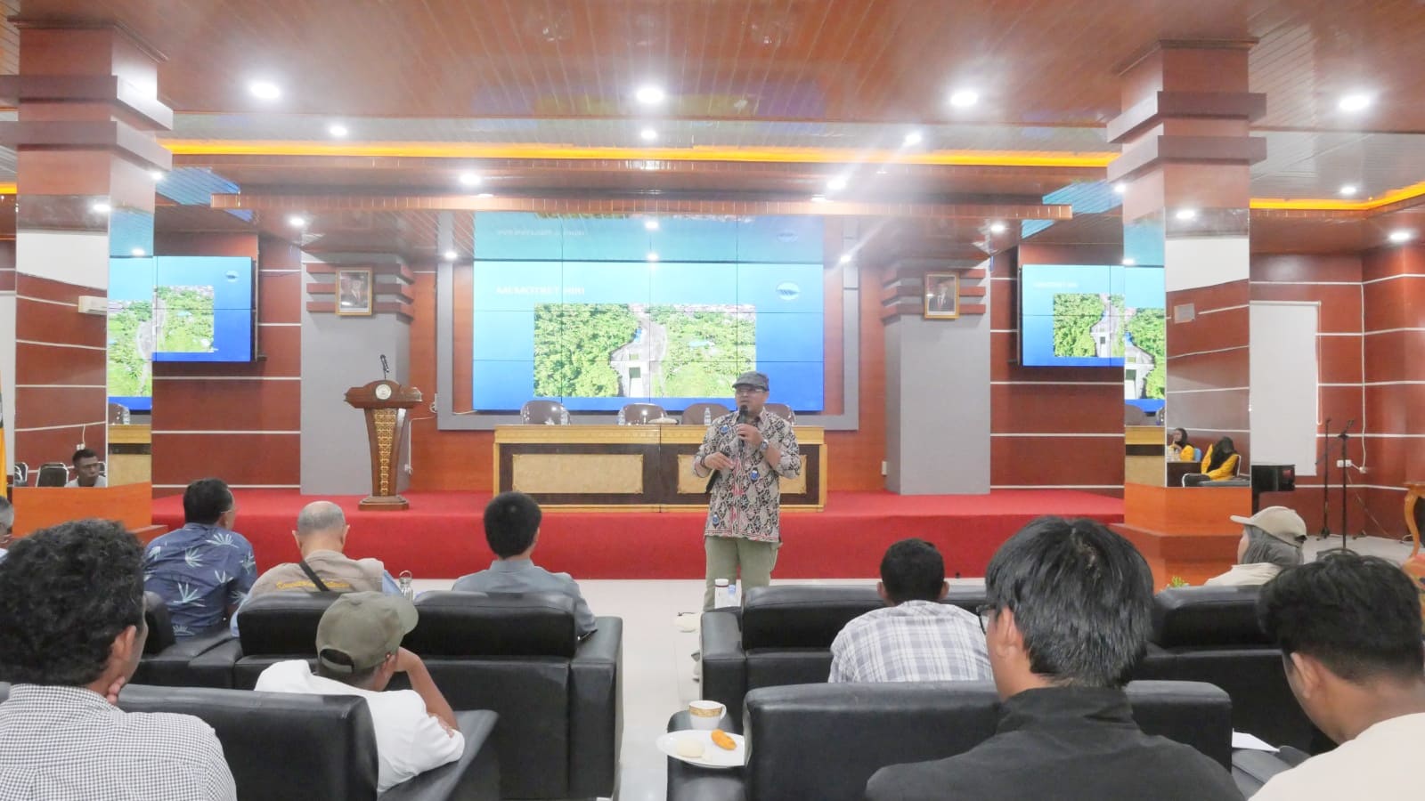 Bahas Masa Depan Pulau Hiri, FKDAS-MKR dan Prodi Kehutanan Unkhair Bikin FGD