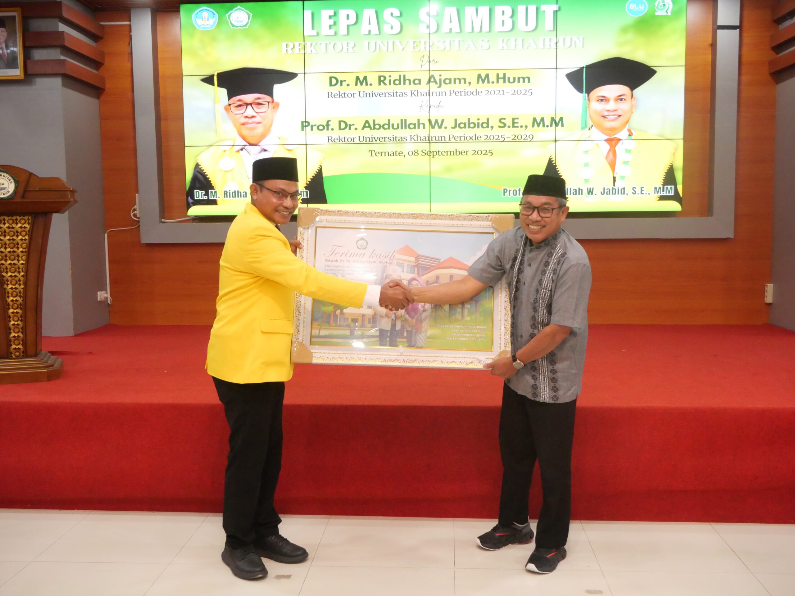 Lepas Sambut Rektor Unkhair, Prof. Abdullah Puji Prestasi Dr. Ridha Ajam