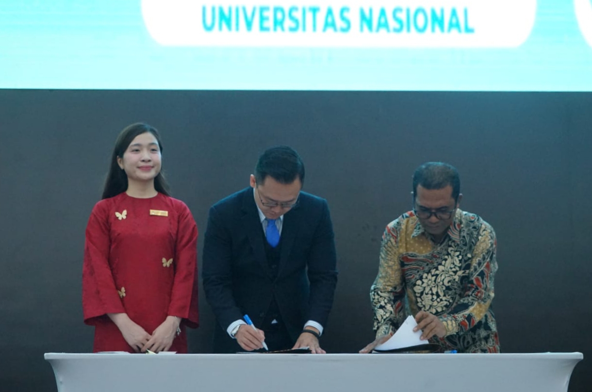 FEB Unkhair dan UEF Vietnam Jalin Kerja Sama Internasional di Jakarta