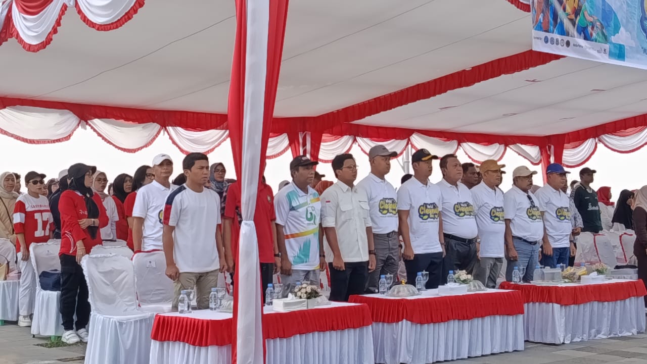 Unkhair Tandatangani Pakta Komitmen World Cleanup Day 2025 di Ternate