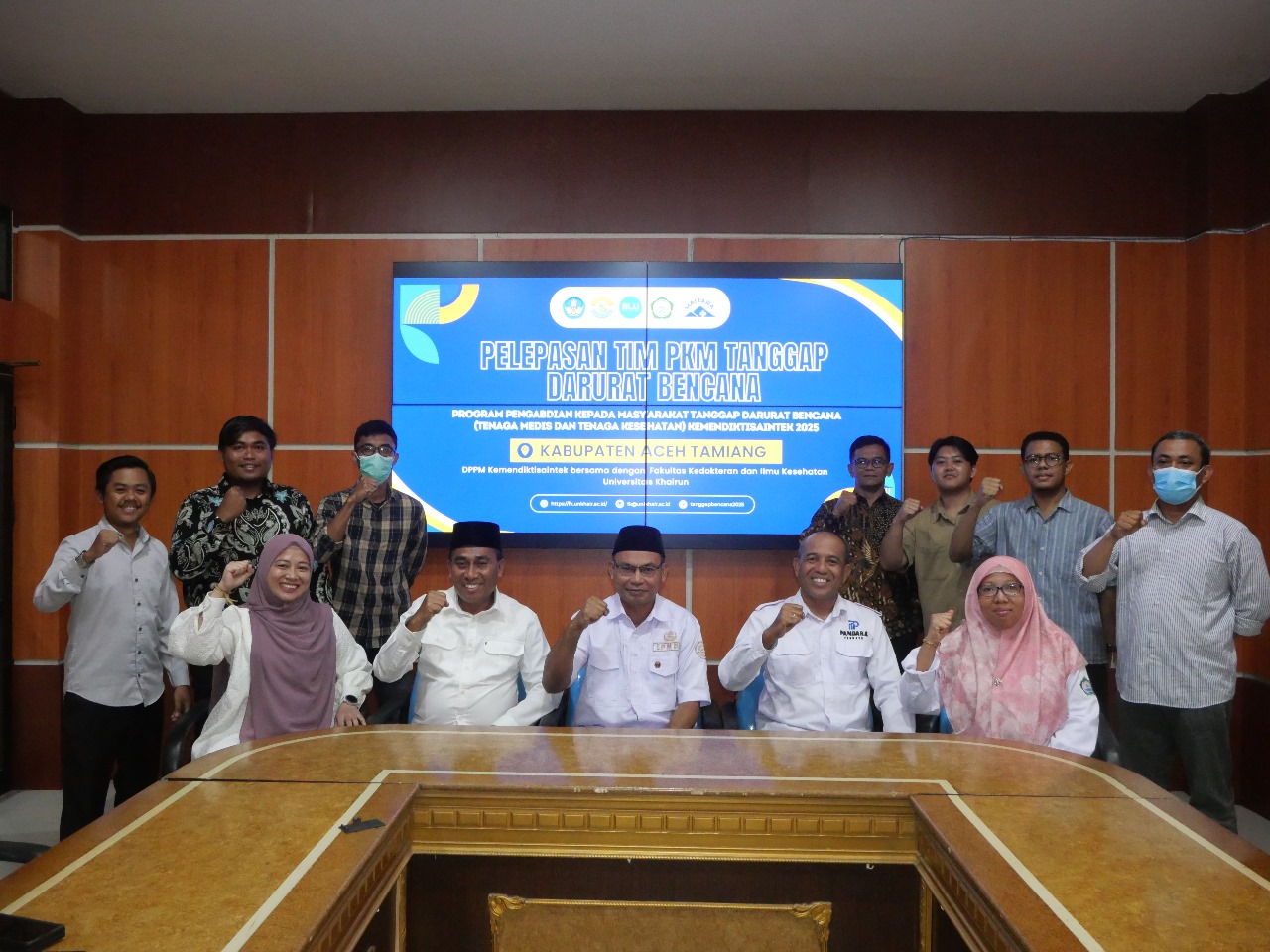 Rektor Unkhair Lepas Tim PKM Tanggap Darurat Bencana ke Aceh Tamiang, Libatkan Dokter hingga Apoteker