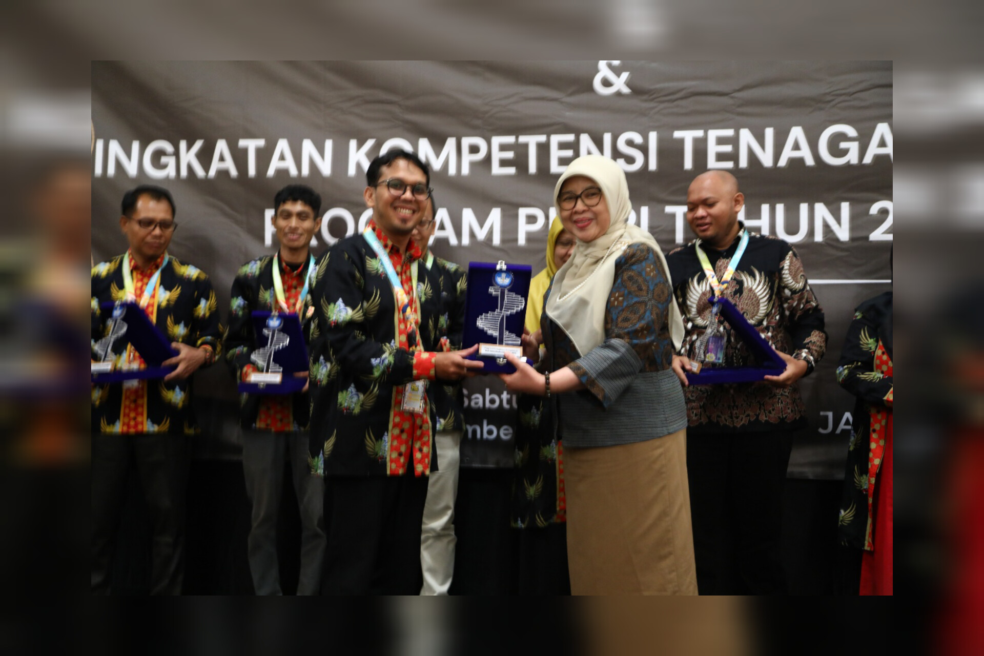 M. Ridho dari Lab Terpadu Unkhair Raih Peserta Magang Terbaik PPLPI 2025