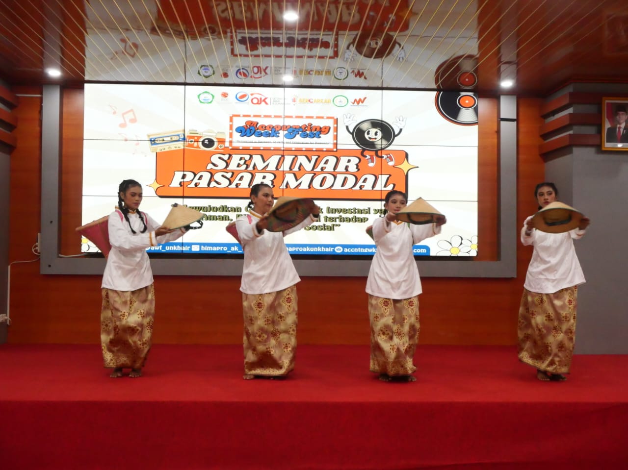 AWF 2026 Warnai Dies Natalis ke-17 Akuntansi Unkhair, Warek III Apresiasi Animo Peminat