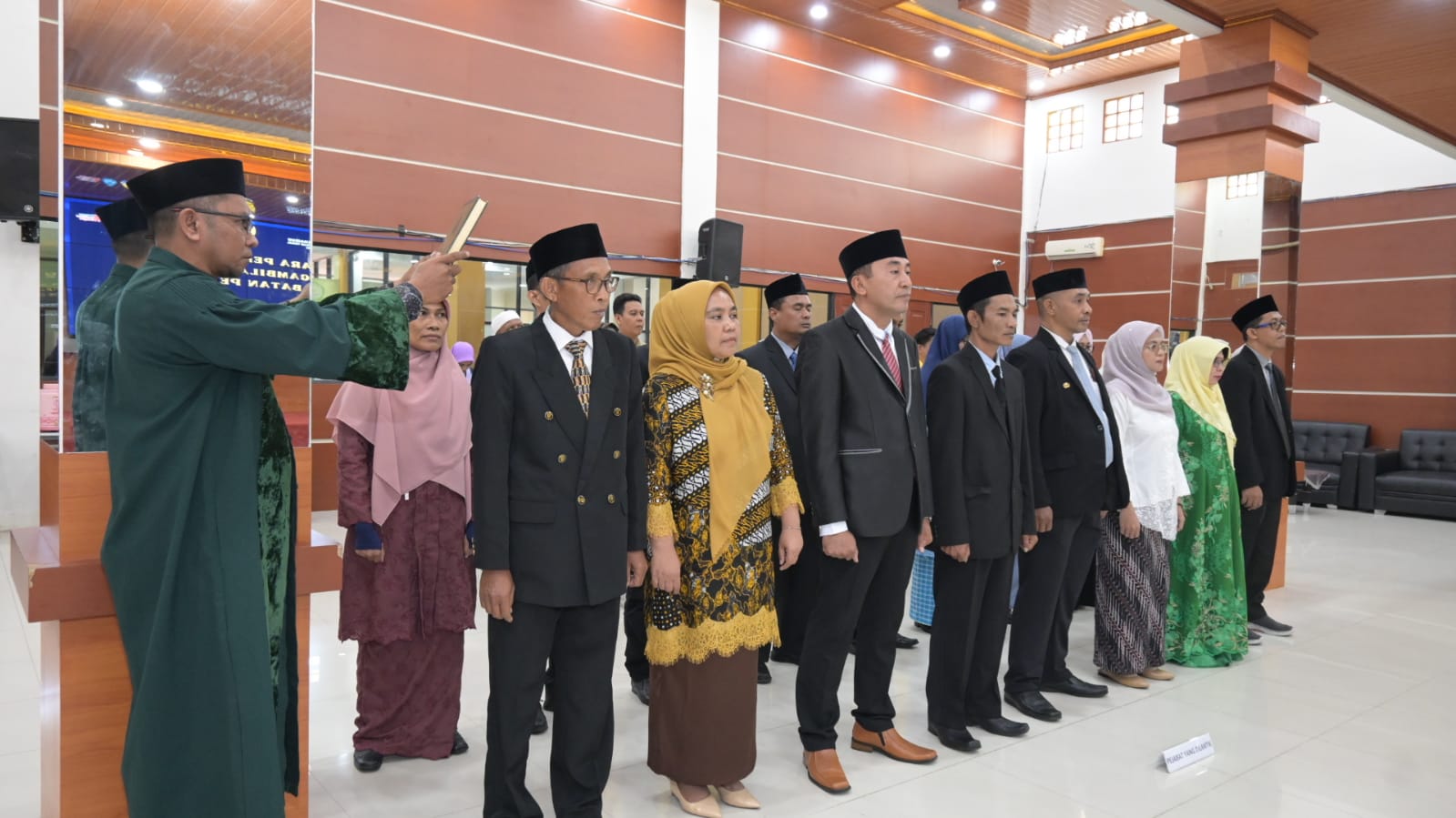 Rektor Unkhair Kembali Rotasi 19 Pejabat, Tekankan Kinerja dan Integritas