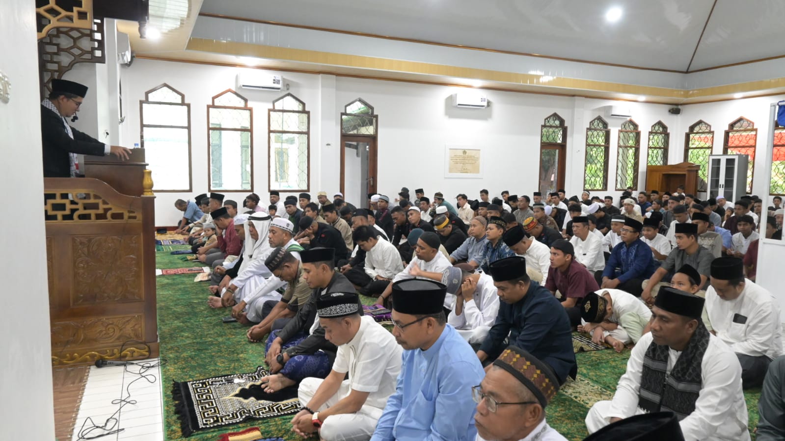 Civitas Akademika Unkhair Shalat Idul Adha di Masjid Babussalam, Khotib Ajak Teladani Pengorbanan Nabi Ibrahim