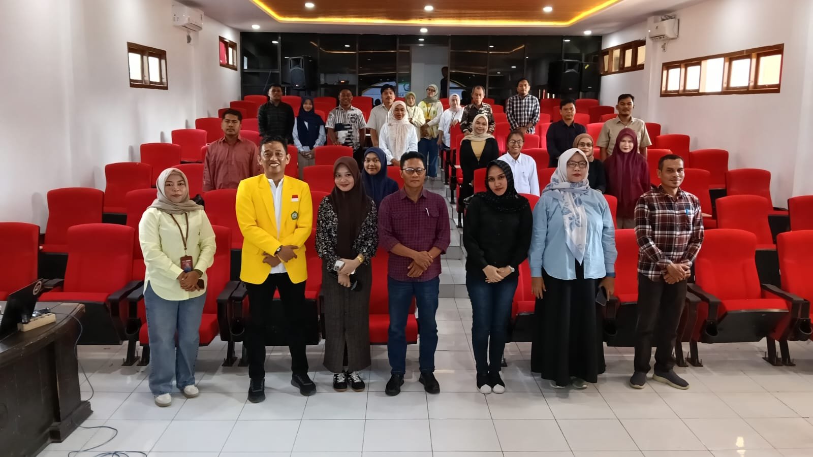 27 Mahasiswa Ikut Matrikulasi Magister Ilmu Hukum Unkhair