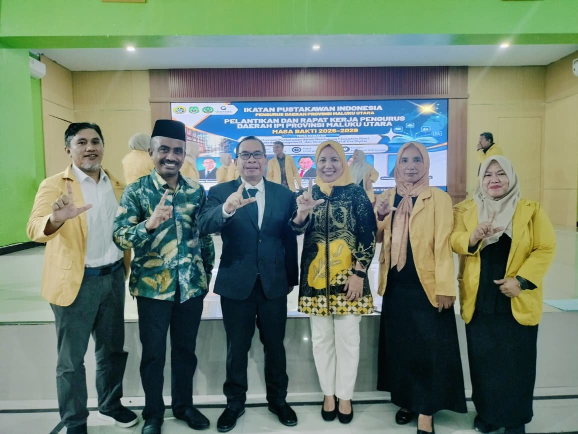 Tiga Pustakawan Unkhair Dapat Amanah di IPI Maluku Utara