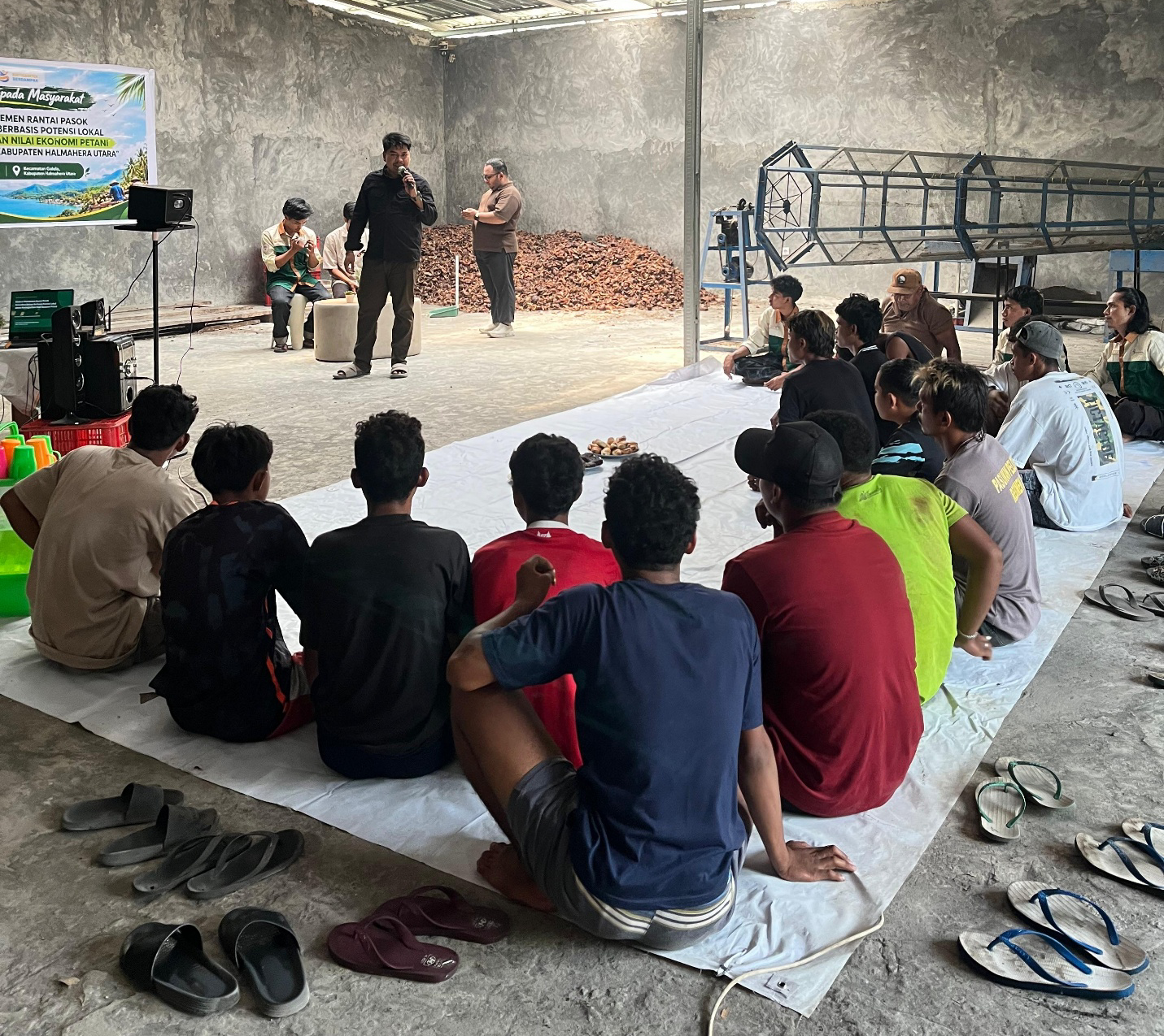 PKM FEB Unkhair Dorong Tata Kelola Rantai Pasok Kelapa