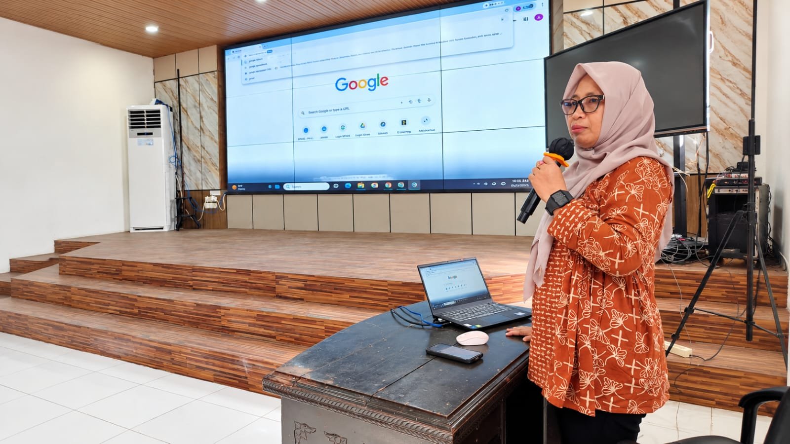 Nurbaya Kifli Launching SiPAKE di FH Unkhair, Permudah Akses Arsip Kepegawaian