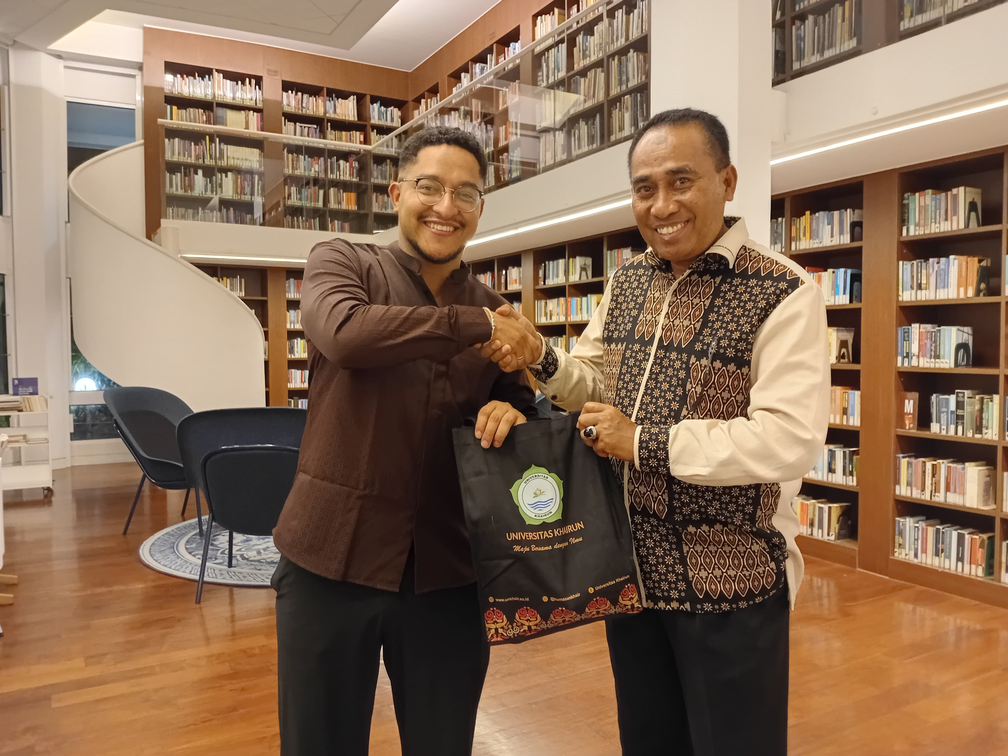 Unkhair Jajaki Kerja Sama dengan Erasmus Huis Kedubes Belanda