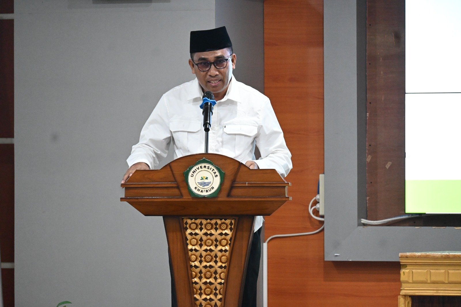 Drs. Hasan Hamid, M.Si